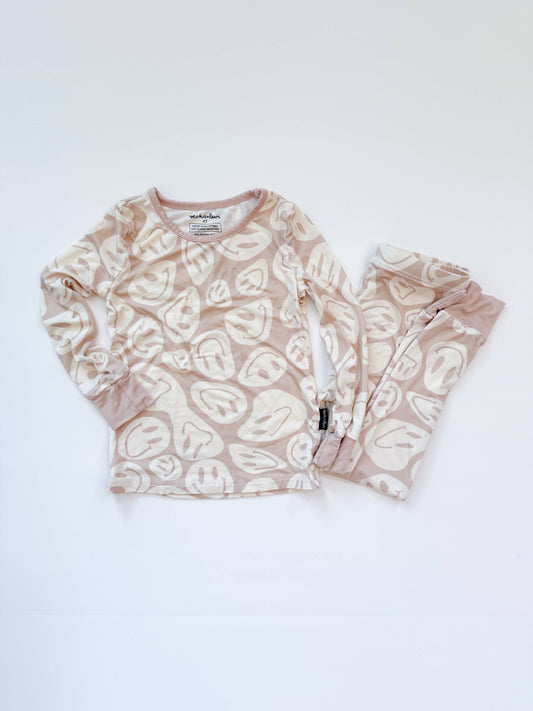 Happy Days Two-Piece Bamboo Set